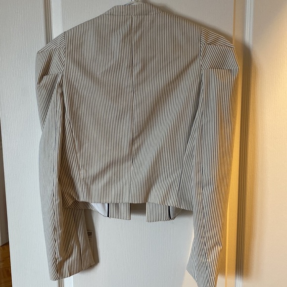 Zara Short Striped Women’s Jacket - Picture 4 of 8
